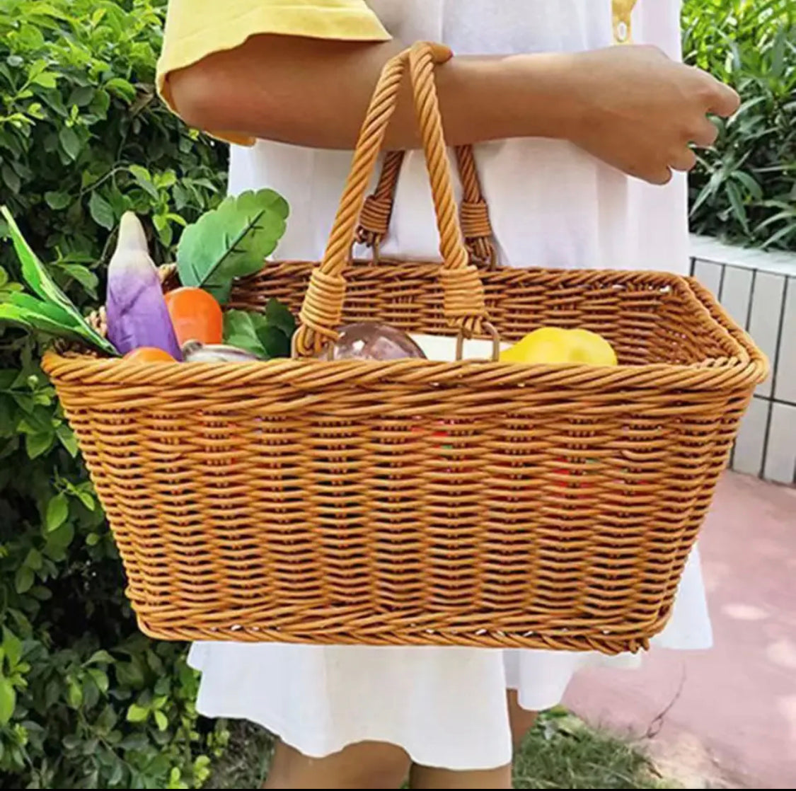 Woven Picnic Basket, Water Bread Service Box, Light Weight Imitation Storage Basket